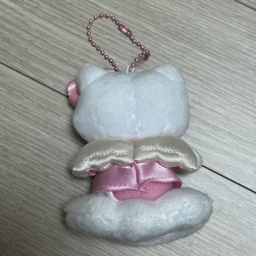 [BUNJANG] Hello Kitty 50th Anniversary Kurumi Kitty Keychain / 헬로키티 50주년 쿠름 키티 키링