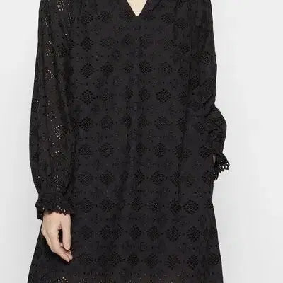 [BUNJANG] Vanessa Bruno Black Embroidered Mini Dress / 바네사 브루노 블랙 자수 원피스