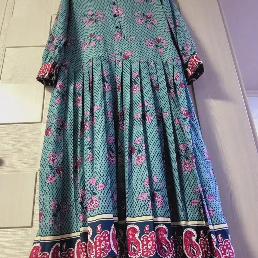 [BUNJANG] Floral Shirred Long Dress / 셔츠형 셔링 롱원피스