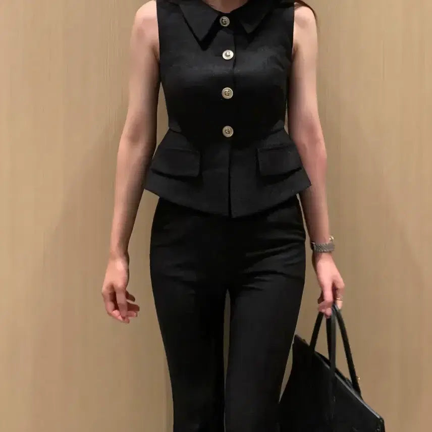 [BUNJANG] KARA Gold Button Tweed Vest Jacket (S) / 카라 금장 베스트 자켓 s