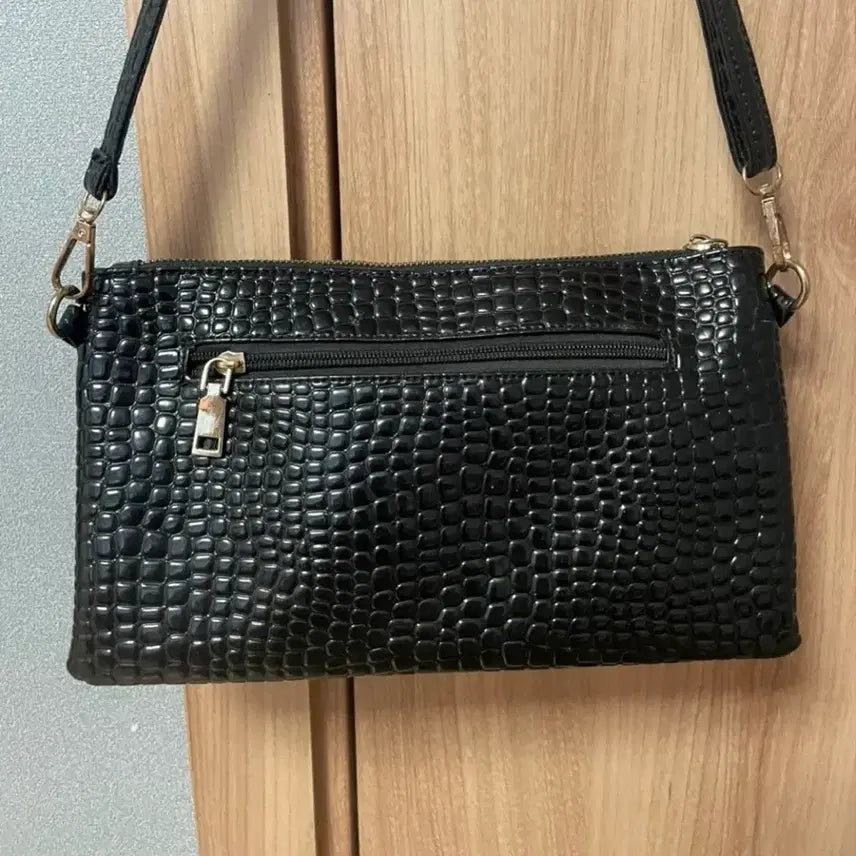 [BUNJANG] Color Cubic Crossbody Bag / 컬러 큐빅 크로스백