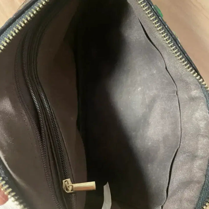[BUNJANG] Color Cubic Crossbody Bag / 컬러 큐빅 크로스백
