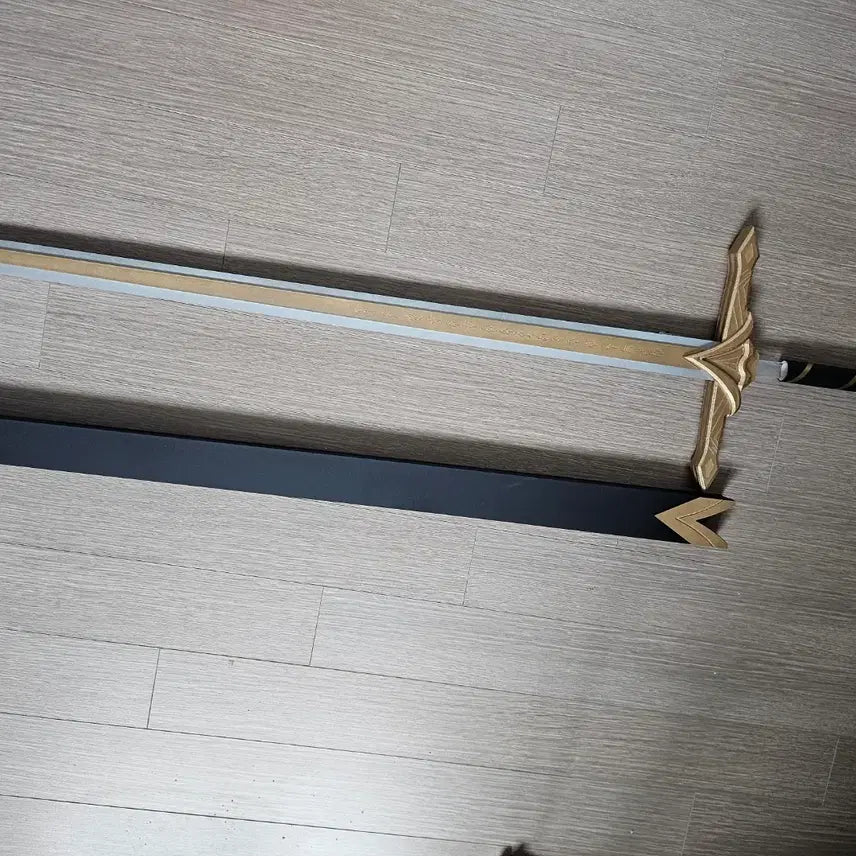 [BUNJANG] Arknights Muena Lighting Sword Prop Cosplay / 명일방주 무에나 라이팅 조명 검 무기 소품 코스프레