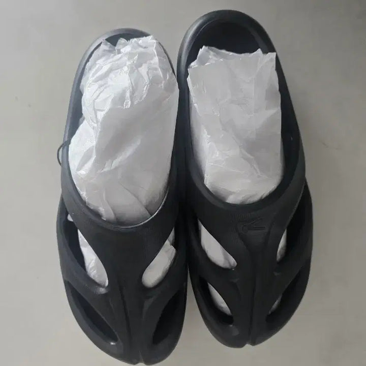 [SOLD OUT] KEEN 샨티 280 검장팝니다