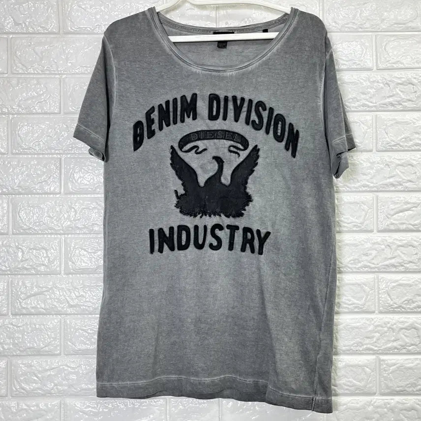 [BUNJANG] Diesel Stitch Patch Logo Grey T-Shirt / [Diesel] 디젤 스티치 패치 로고 남성 그레이 반팔 M