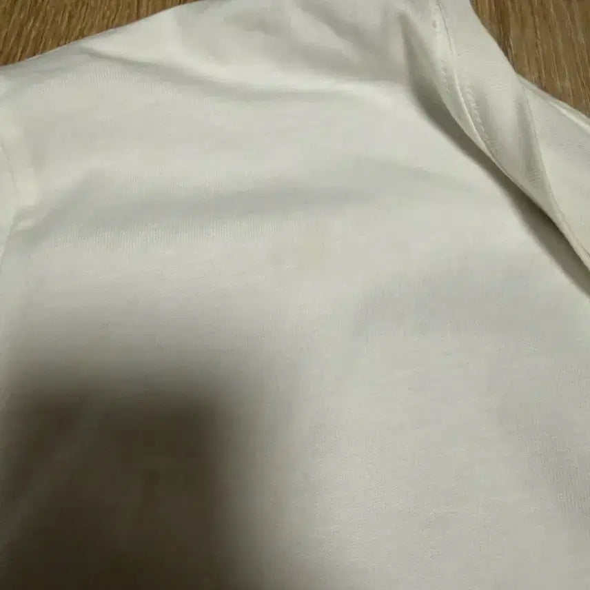 [BUNJANG] Poeto Cake White T-shirt / 포에토 케이크 반팔 티셔츠