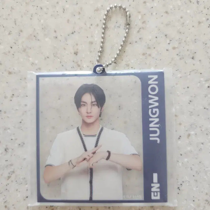 [BUNJANG] ENHYPEN Jungwon Gacha Keyring / 엔하이픈 정원 일본 가챠 키링