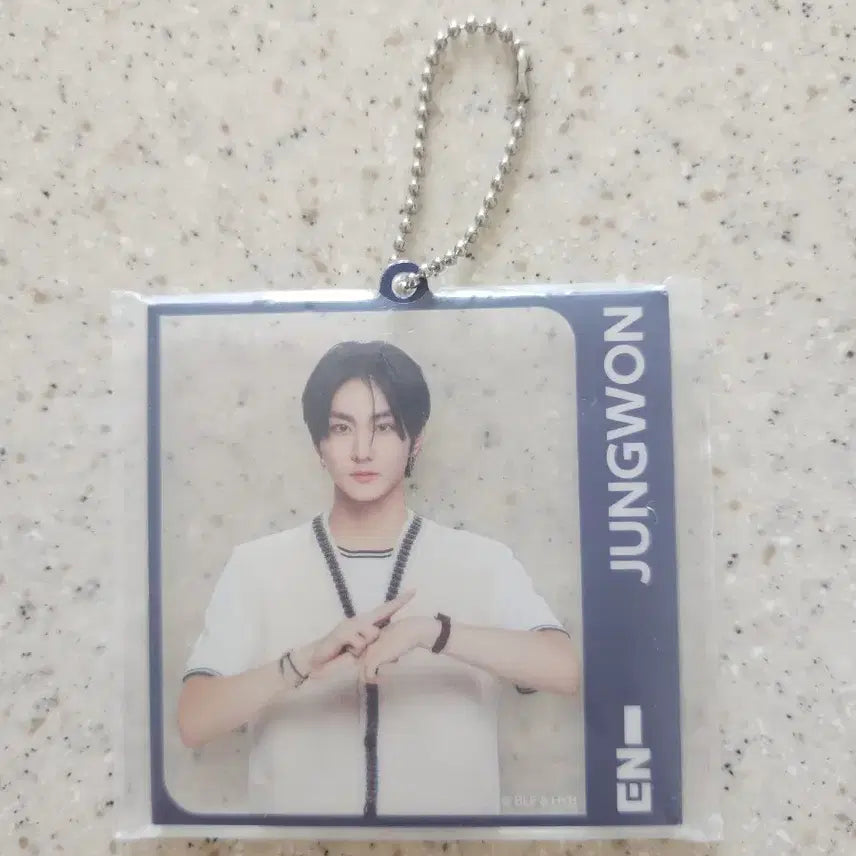 [BUNJANG] ENHYPEN Jungwon Gacha Keyring / 엔하이픈 정원 일본 가챠 키링