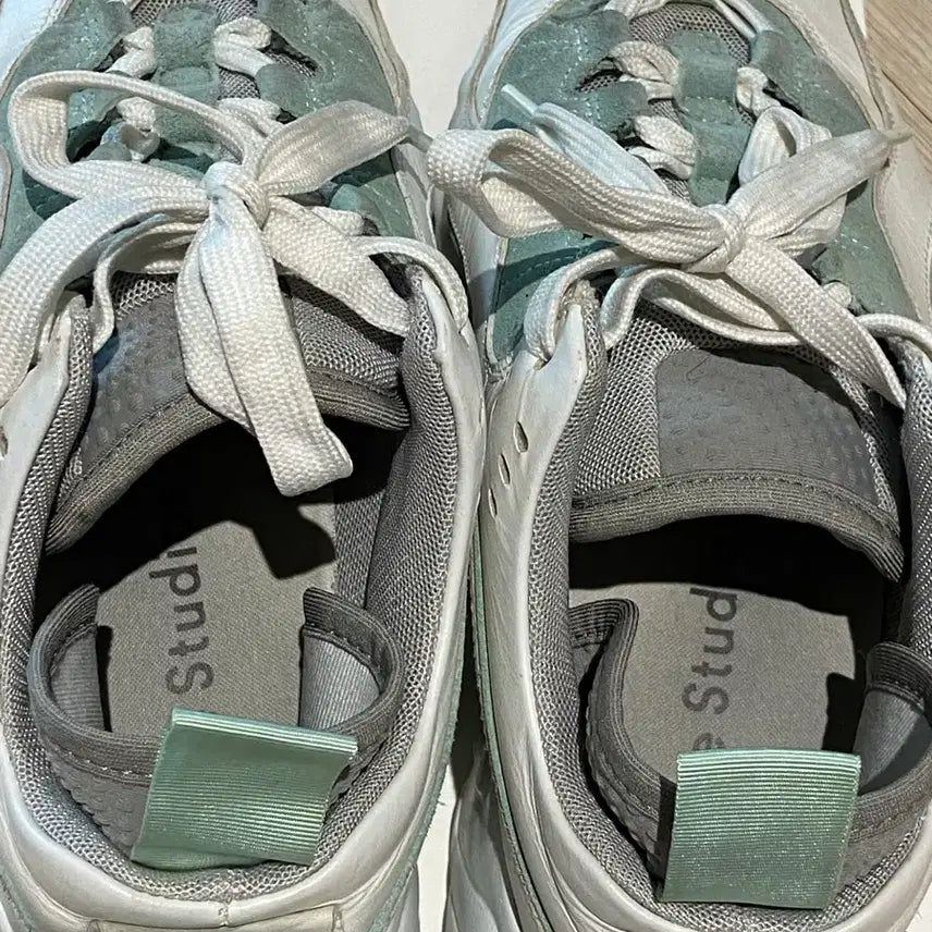 [BUNJANG] Acne Studios Manhattan Sneakers Mint 37 / 아크네 스튜디오 맨하탄 스니커즈 민트 37 (240)