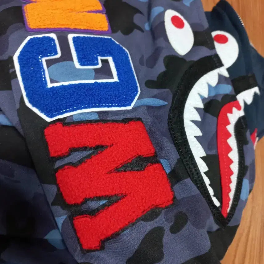 [BUNJANG] BAPE Blue Camo Double Shark Hoodie M / 베이프 블루 카모 더블 샤크 후드집업 M