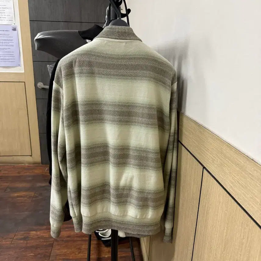 [SOLD OUT] [5] 오라리 26ss 코튼 실크 스프라이트 가디건 라임그레이