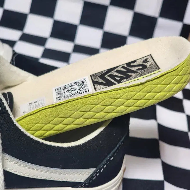 [SOLD OUT] 반스 올드스쿨 스니커즈 (Vans Old Skool) 270mm
