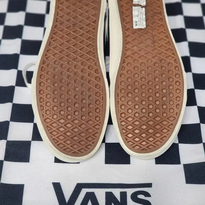 [SOLD OUT] 반스 올드스쿨 스니커즈 (Vans Old Skool) 270mm