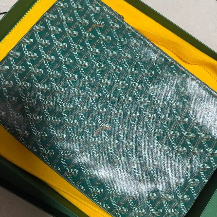 [BUNJANG] Goyard Clutch MM Green / 고야드 클러치 mm 그린