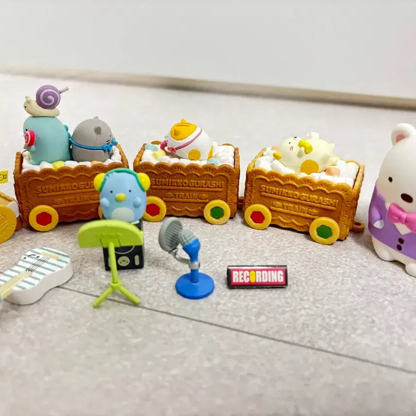 [BUNJANG] Sumikko Gurashi Train Rement Figure Bundle Set / 스밋코구라시 기차 리멘트, 피규어 일괄판매