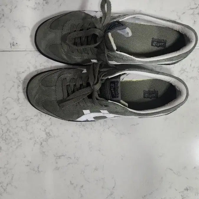 [BUNJANG] Onitsuka Tiger Tokuten Green Kaki Sneakers / 오니츠카티이거 토쿠텐 그린 카키(265)