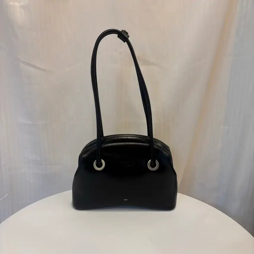 [BUNJANG] OSOI Circle Brot Shoulder Bag / 정품 OSOI 오소이 서클 브로트 숄더백