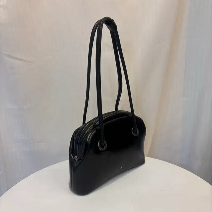 [BUNJANG] OSOI Circle Brot Shoulder Bag / 정품 OSOI 오소이 서클 브로트 숄더백