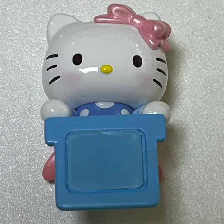 [BUNJANG] Miniso Hello Kitty Pink Hipper Figure / 산리오 미니소 헬로키티 핑크 히퍼