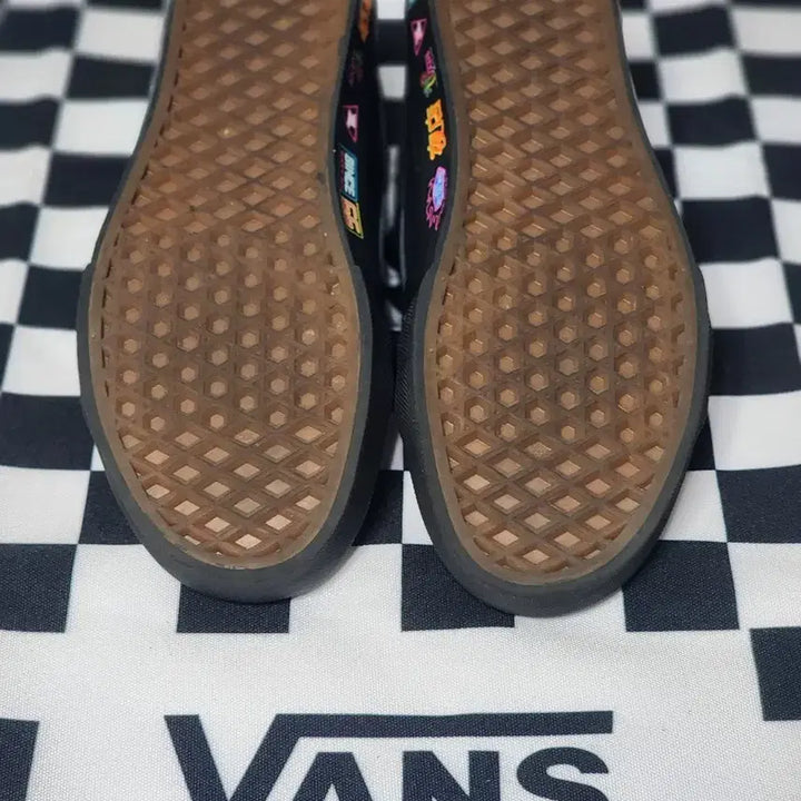 [BUNJANG] Vans Skate Low Black Sneakers / 반스 마켓 스케이트 로우 블랙 230mm