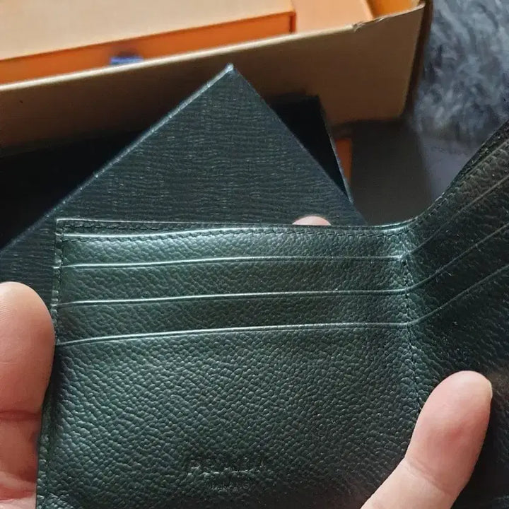 [SOLD OUT] 루이비통 이클립스 반지갑