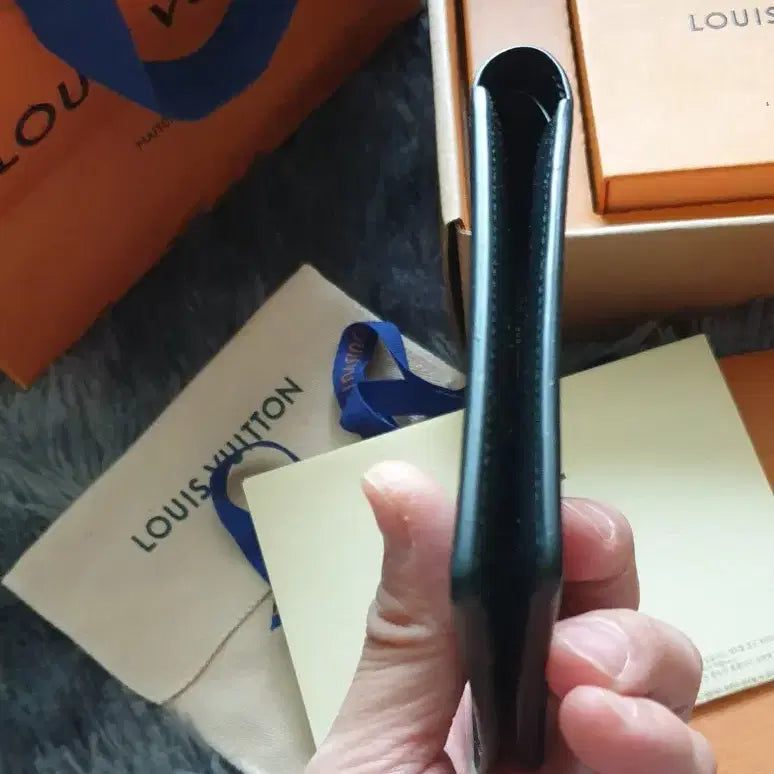 [SOLD OUT] 루이비통 이클립스 반지갑