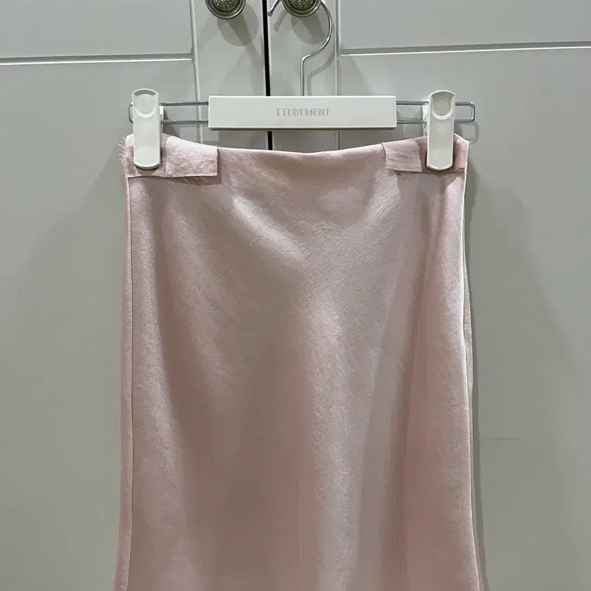 [BUNJANG] TUDMENT Satin Mini Skirt Pink / 튜드먼트 새틴 스커트 핑크