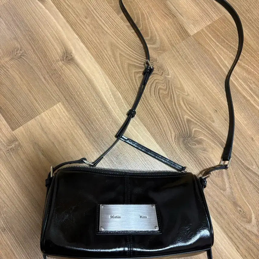 [BUNJANG] Matinkim Buckle Strap Two-Way Mini Bag / 마뗑킴 버클 스트랩 투웨이 미니백 새제품