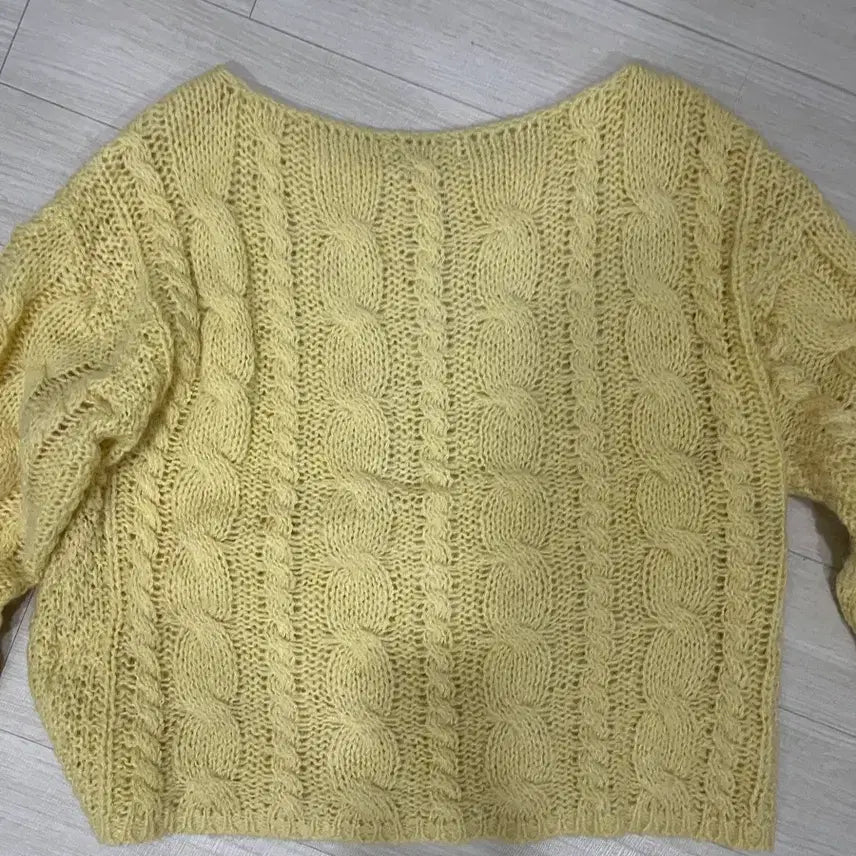 [BUNJANG] Without Summer Cinnamon Knit Yellow / 위드아웃썸머 시나몬 니트 옐로우