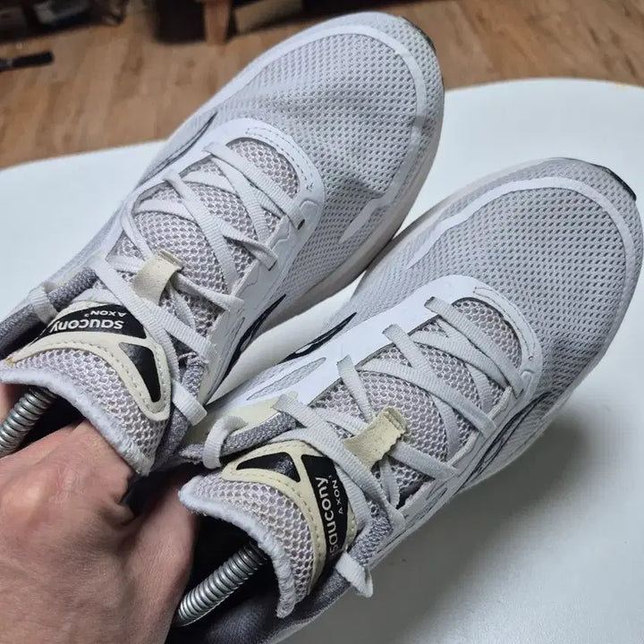 [BUNJANG] Saucony Running Shoes Gray 280 / 써코니 런닝화 그레이 280