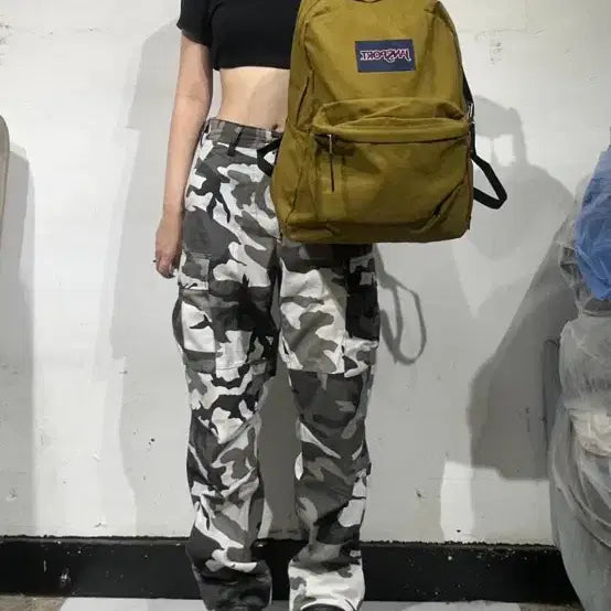 [BUNJANG] JanSport Olive Backpack Vintage / 잔스포츠 올리브 백팩 빈티지