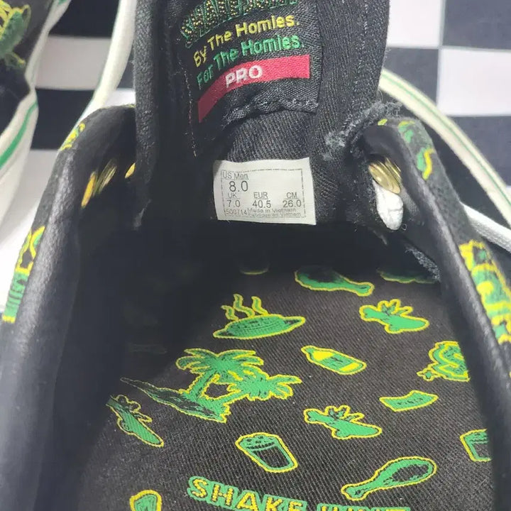[BUNJANG] Vans Shake Junt Era Pro Sneakers / 반스 X 쉐이크전트 에라 프로 스니커즈 Shake Junt 260mm