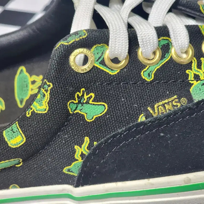 [BUNJANG] Vans Shake Junt Era Pro Sneakers / 반스 X 쉐이크전트 에라 프로 스니커즈 Shake Junt 260mm