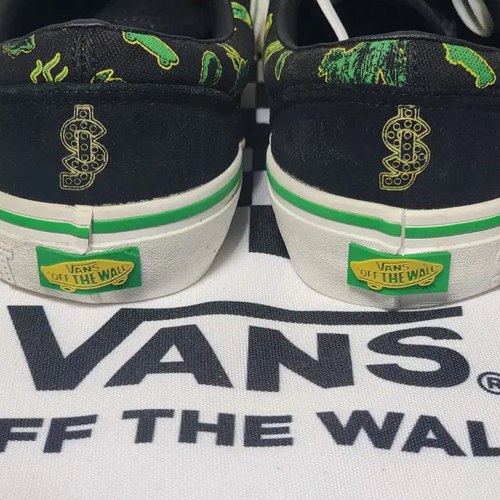 [BUNJANG] Vans Shake Junt Era Pro Sneakers / 반스 X 쉐이크전트 에라 프로 스니커즈 Shake Junt 260mm