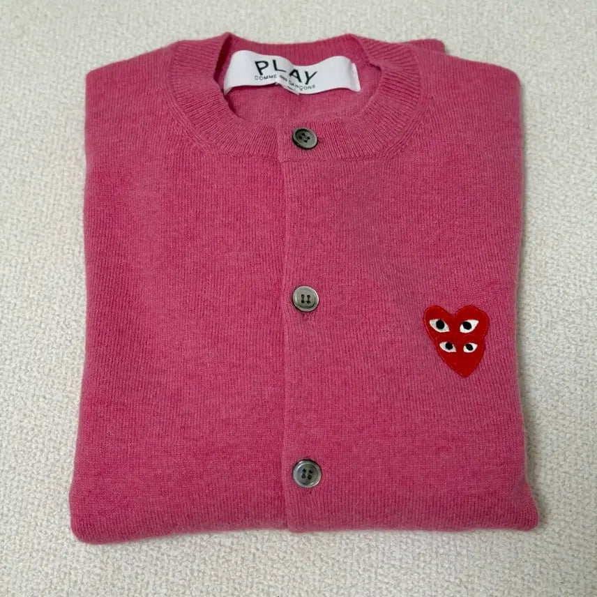 [BUNJANG] Comme des Garçons Double Heart Wappen Wool Cardigan Pink S / [정품/새상품] 꼼데가르송 더블하트 와펜 울 가디건 핑크 S