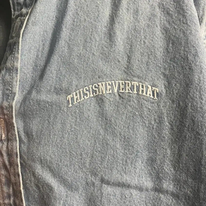 [BUNJANG] thisisneverthat Denim Shirt / 디스이즈네버댓 데님 셔츠