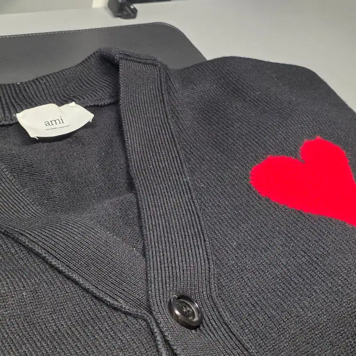 [BUNJANG] Ami Big Heart Logo Cardigan (Black) / [XL] Ami 아미 빅하트 로고 가디건 블랙(새상품급)