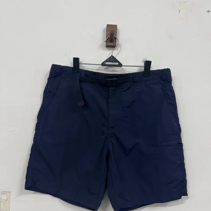 [BUNJANG] Uniqlo Belted Shorts (Size 33-36) / (33-36/L)유니클로 벨티드 반바지