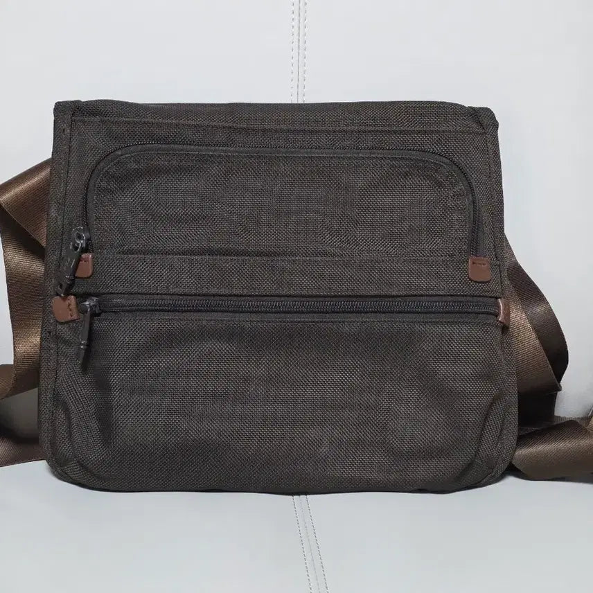 [SOLD OUT] [정품] 투미(TUMI) 알파 에스프레소 메신저백 크로스백