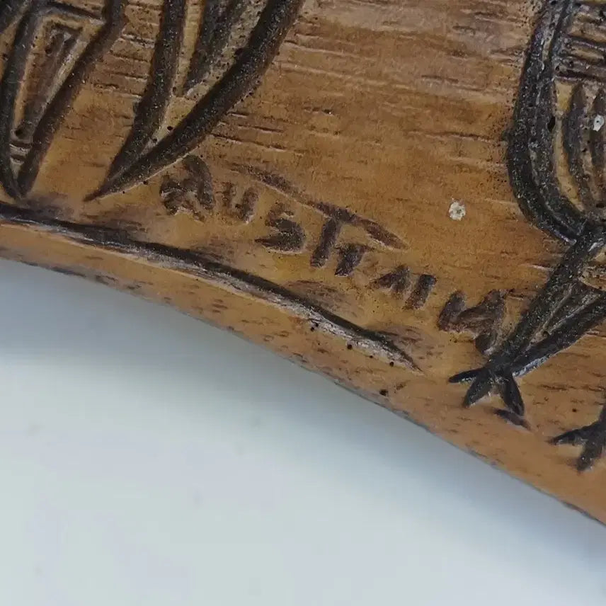 [BUNJANG] F. Rentz Signed Australian Wooden Boomerang Ornament / 빈티지 장식품 고전장난감 호주산 나무 부메랑 장식품