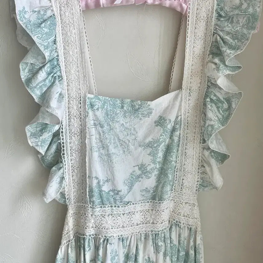 [BUNJANG] DEWTELL Apron / 뜨왈 에이프런