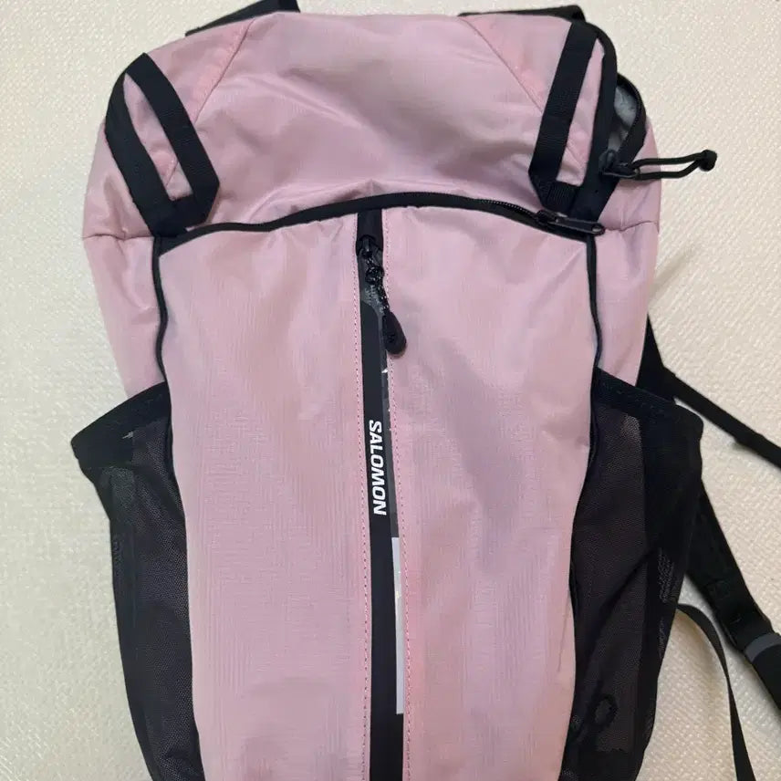 [BUNJANG] Salomon Mont Backpack (Baby Pink) / 살로몬 몽트 백팩 (베이비핑크)