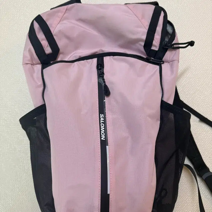 [BUNJANG] Salomon Mont Backpack (Baby Pink) / 살로몬 몽트 백팩 (베이비핑크)