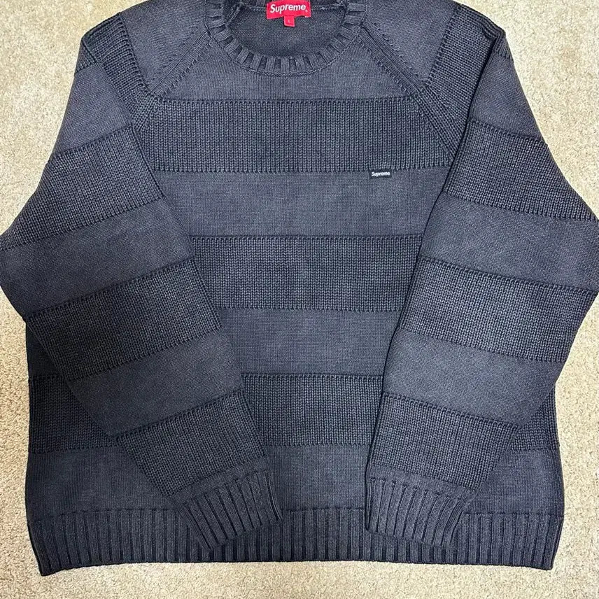 [BUNJANG] Supreme Small Box Stripe Sweater Black SS23 / 슈프림 스몰 박스 스트라이프 스웨터 블랙 -23SS
