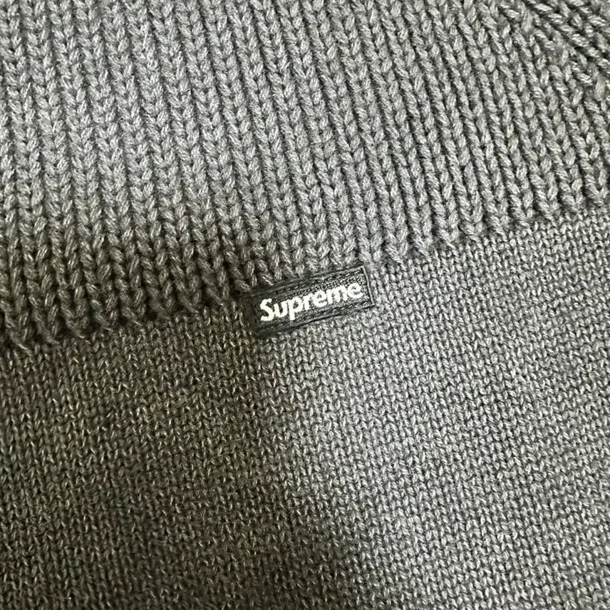 [BUNJANG] Supreme Small Box Stripe Sweater Black SS23 / 슈프림 스몰 박스 스트라이프 스웨터 블랙 -23SS