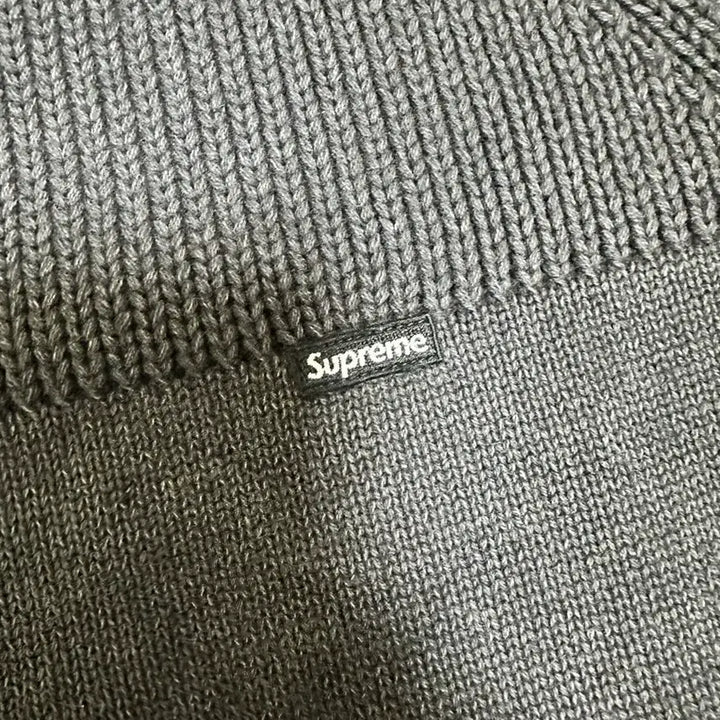 [BUNJANG] Supreme Small Box Stripe Sweater Black SS23 / 슈프림 스몰 박스 스트라이프 스웨터 블랙 -23SS