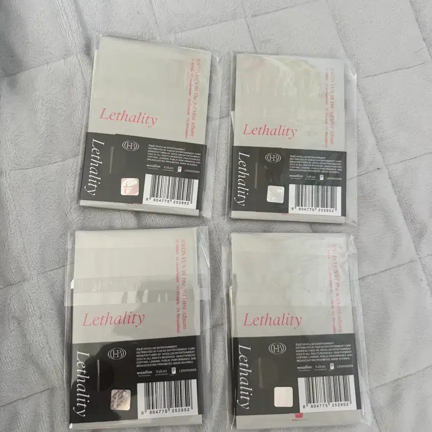 [SOLD OUT] 권은비 lethality 포카 앨범 미개봉