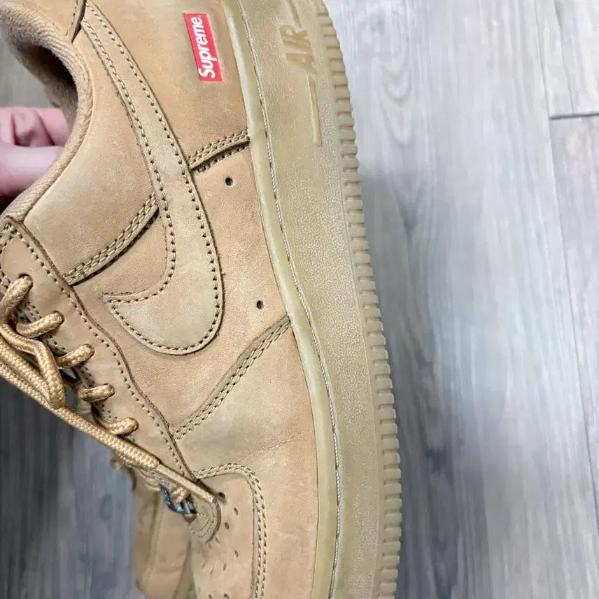 [SOLD OUT] 나이키 슈프림 된장포스 240 us6