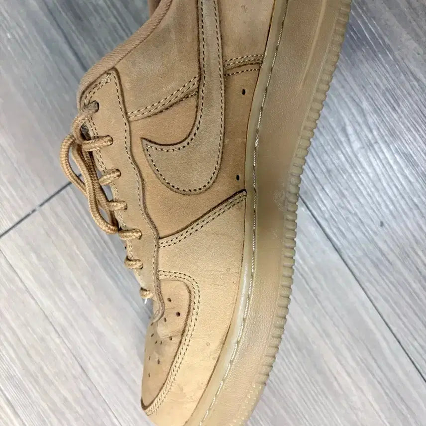 [SOLD OUT] 나이키 슈프림 된장포스 240 us6