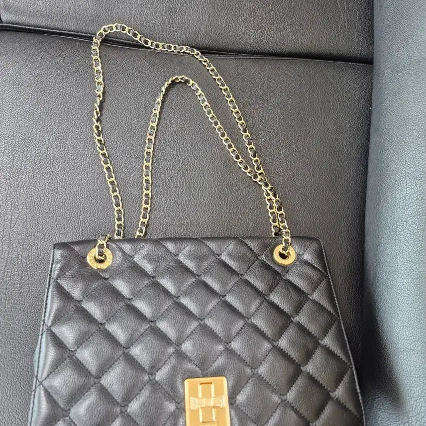 [BUNJANG] Lovecat Natural Leather Chain Shoulder Bag / 러브캣 천연가죽 체인백 상태최상